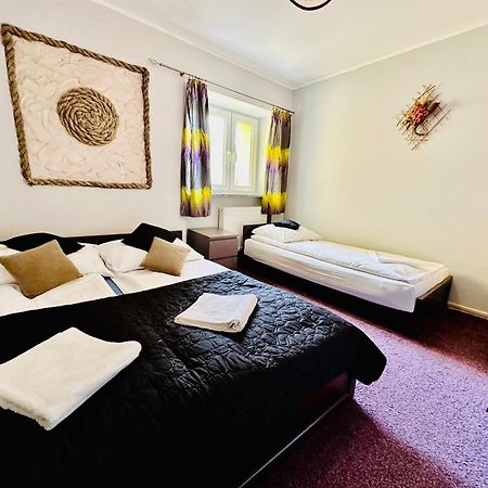 Apartament Nad Kamienczykiem II シクラルスカ・ポレンバ エクステリア 写真