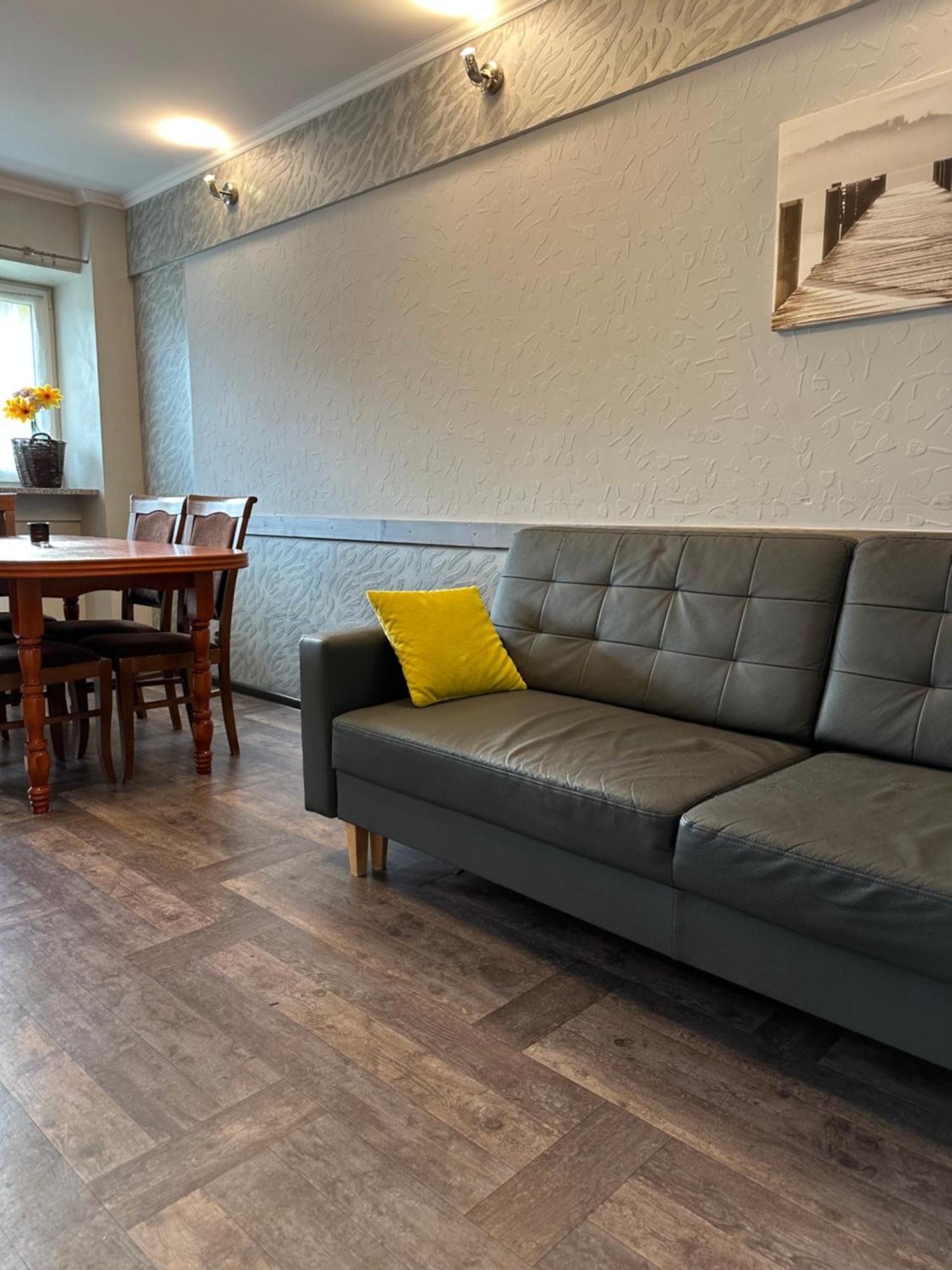 Apartament Nad Kamienczykiem II シクラルスカ・ポレンバ エクステリア 写真