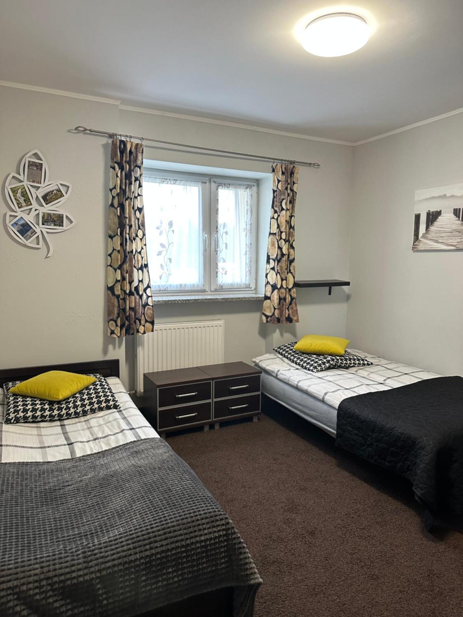 Apartament Nad Kamienczykiem II シクラルスカ・ポレンバ エクステリア 写真