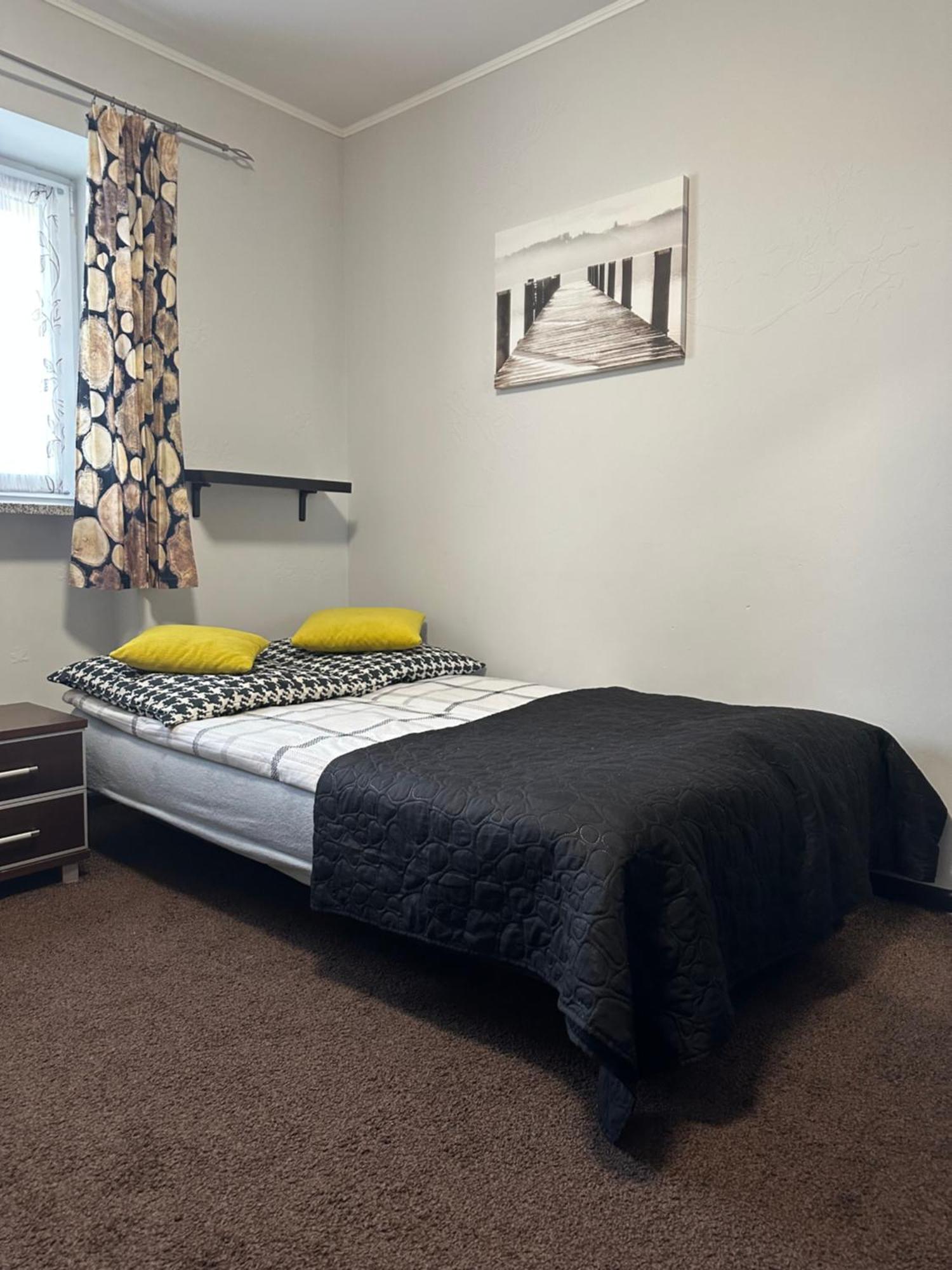 Apartament Nad Kamienczykiem II シクラルスカ・ポレンバ エクステリア 写真