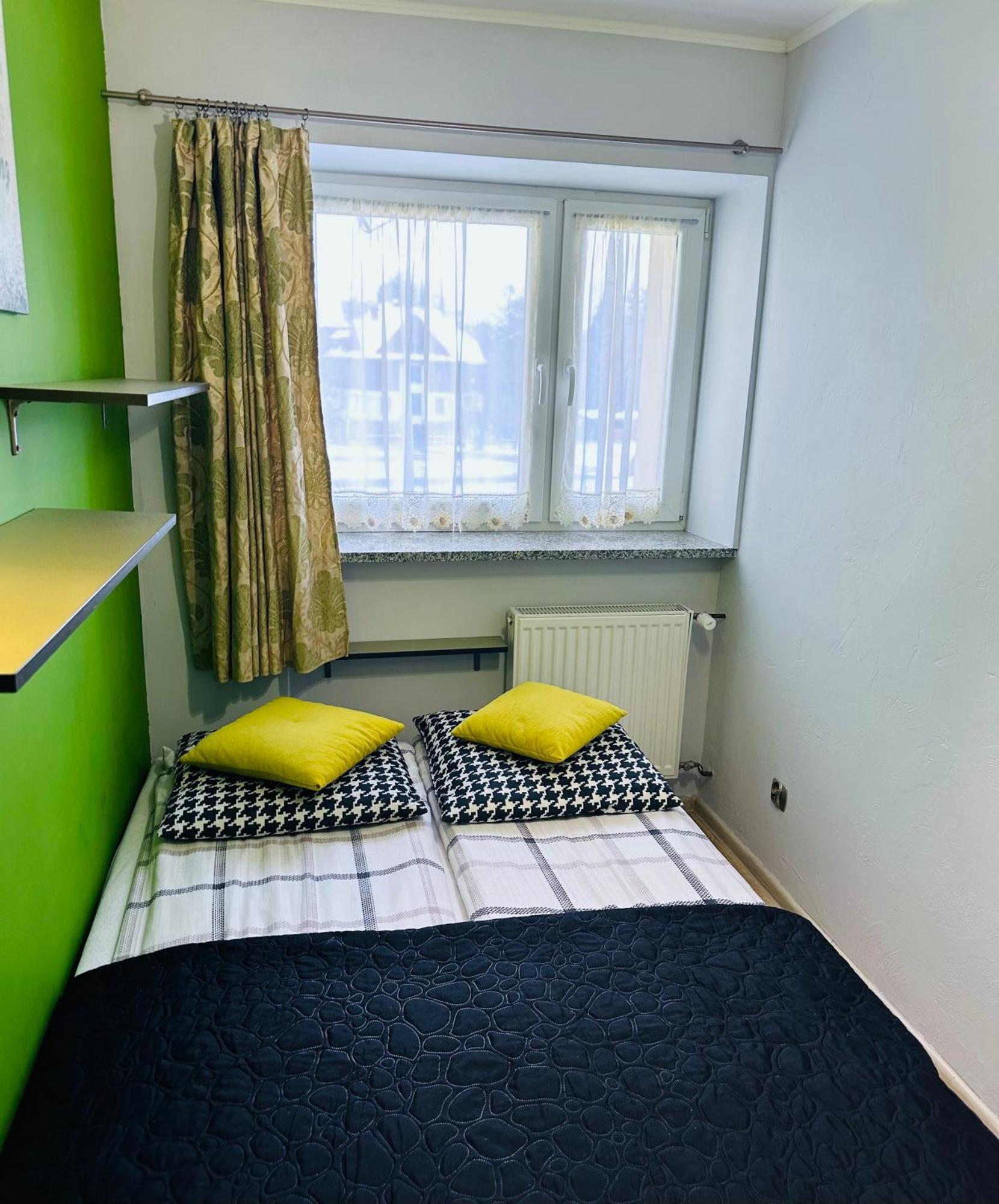 Apartament Nad Kamienczykiem II シクラルスカ・ポレンバ エクステリア 写真