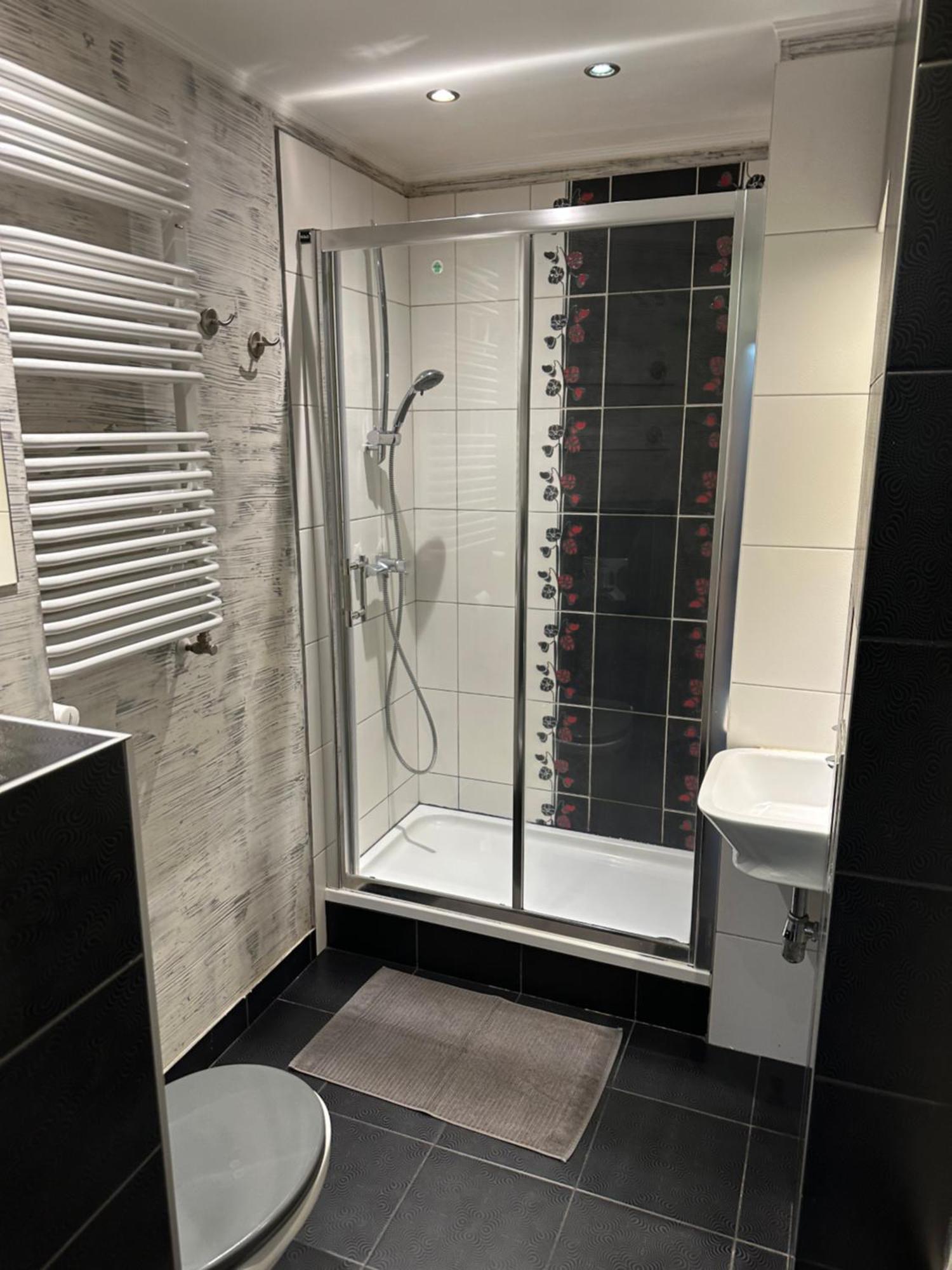Apartament Nad Kamienczykiem II シクラルスカ・ポレンバ エクステリア 写真
